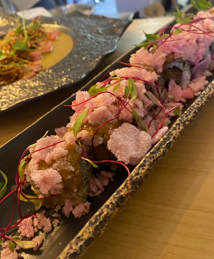 Sushi and sashimi π£β¨