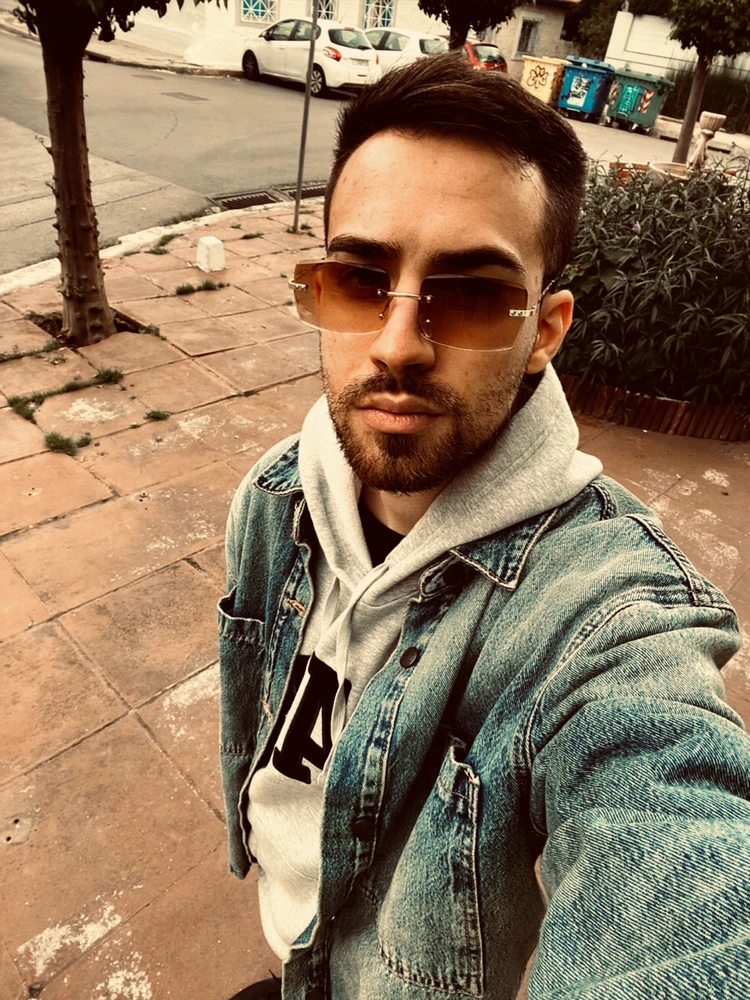 GIF ανέβηκε από Konstantinos