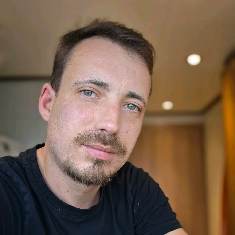 GIF hochgeladen von Vadim