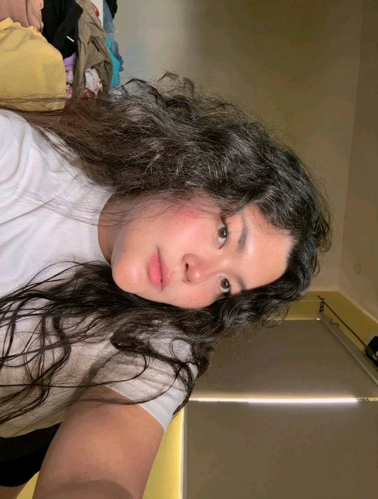 Messy hair don't care ๐