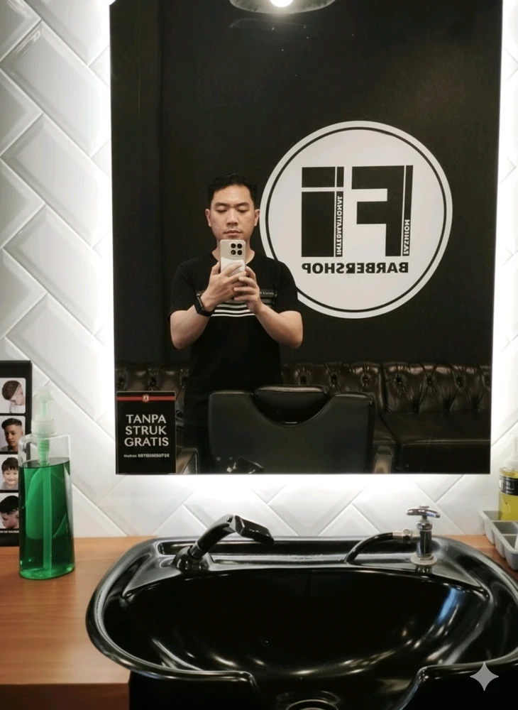 GIF uploaded by Leo Jong