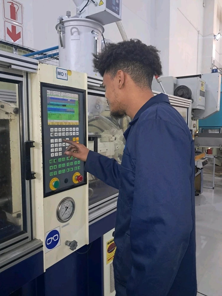 GIF uploaded by Dale