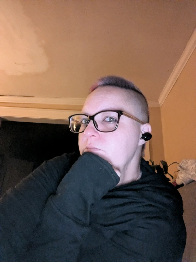 GIF uploaded by Anna