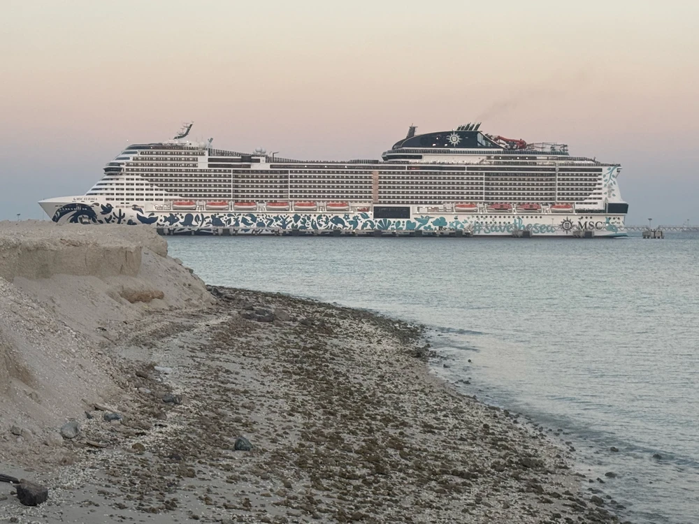 GIF diunggah dening NAZZ