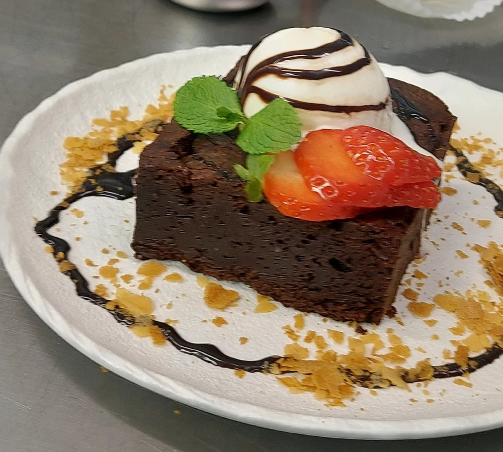 Фото загрузил Queen