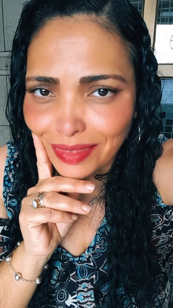 GIF uploaded by Bárbara