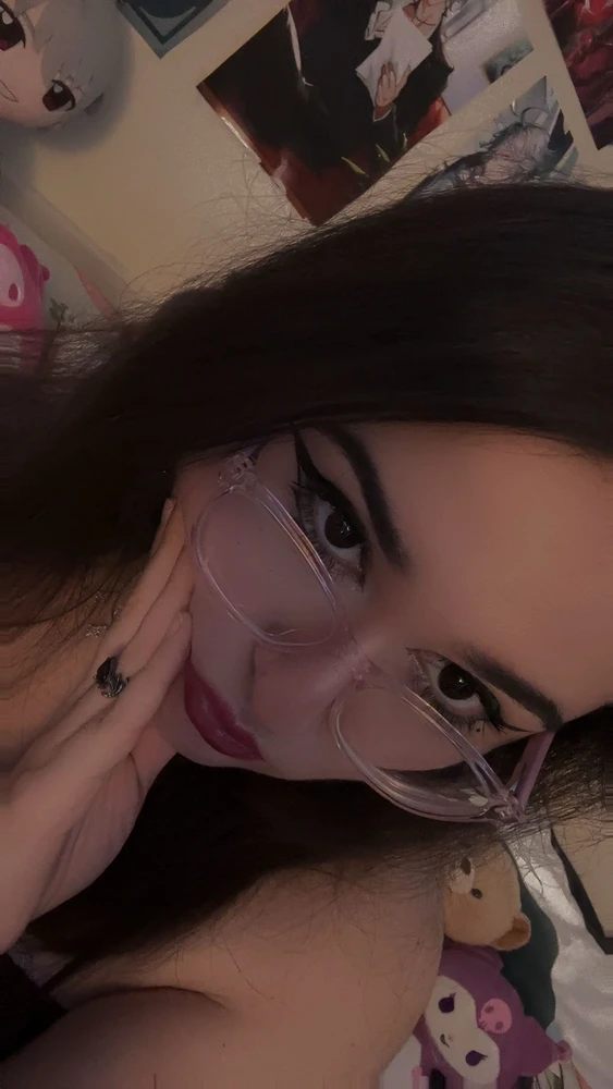 GIF diunggah dening ⛧ 𝔢𝔪𝔦 ♡