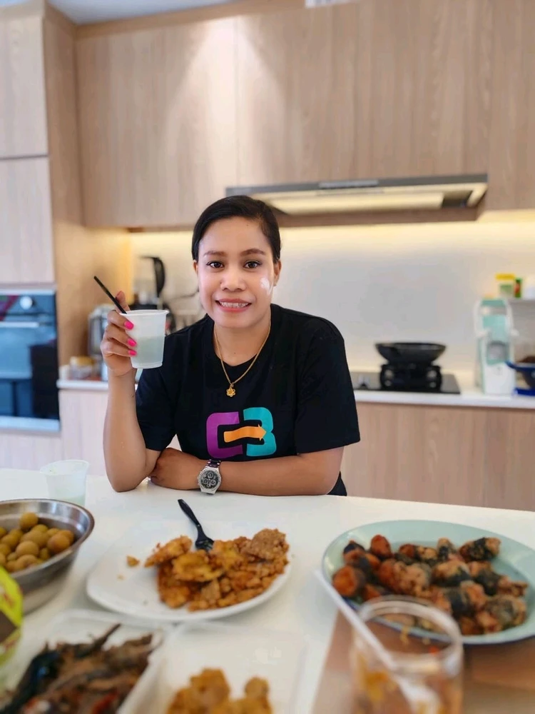 GIF uploaded by Yush Naben