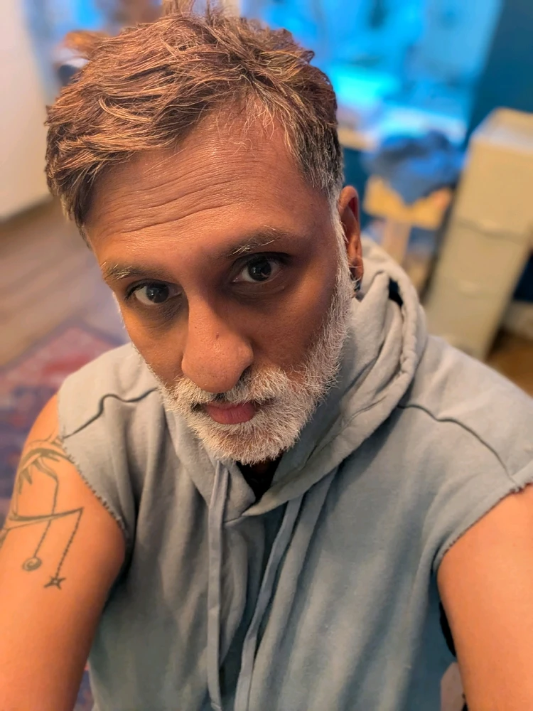 GIF uploaded by ALEX