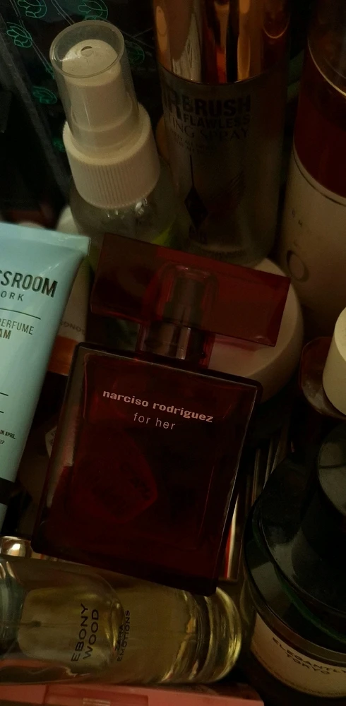 GIF uploaded by Sari