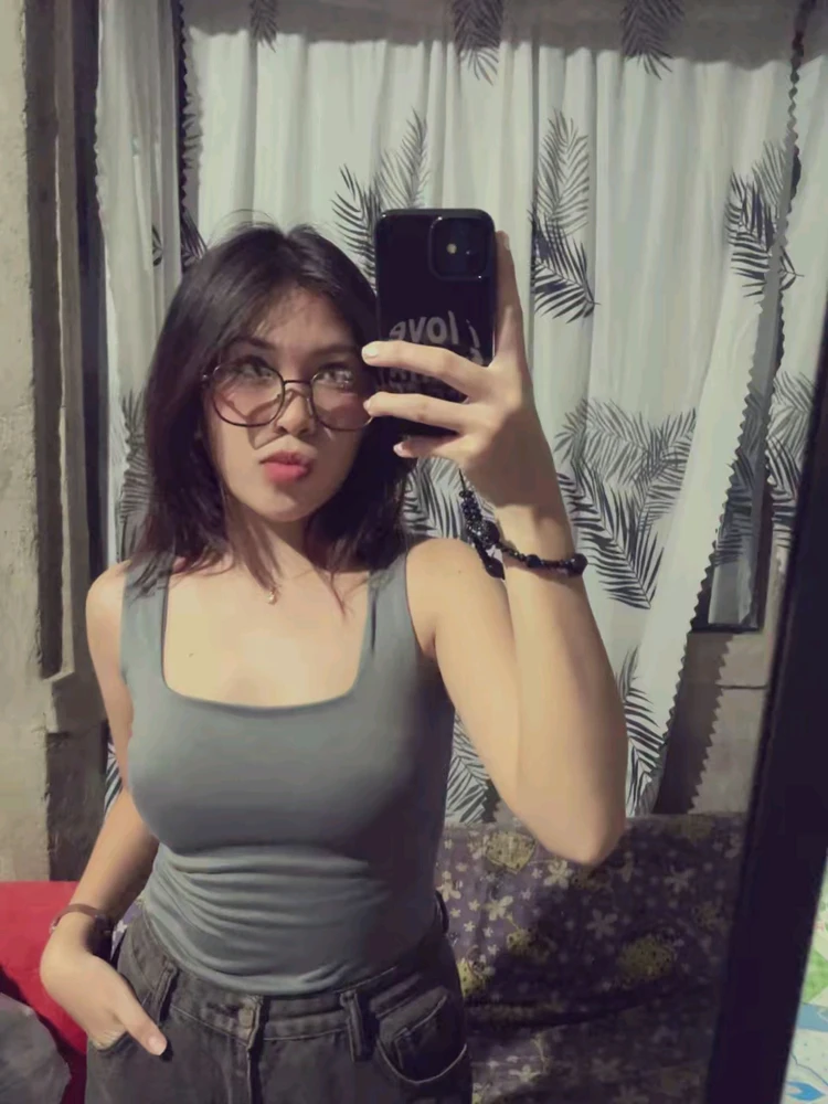 Gambar diunggah dening cee