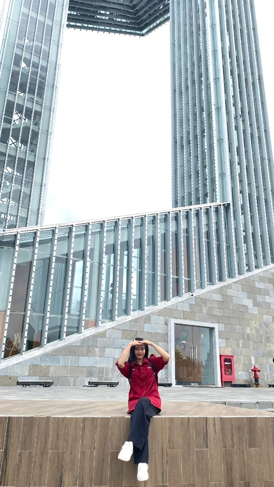 GIF diunggah oleh Midun