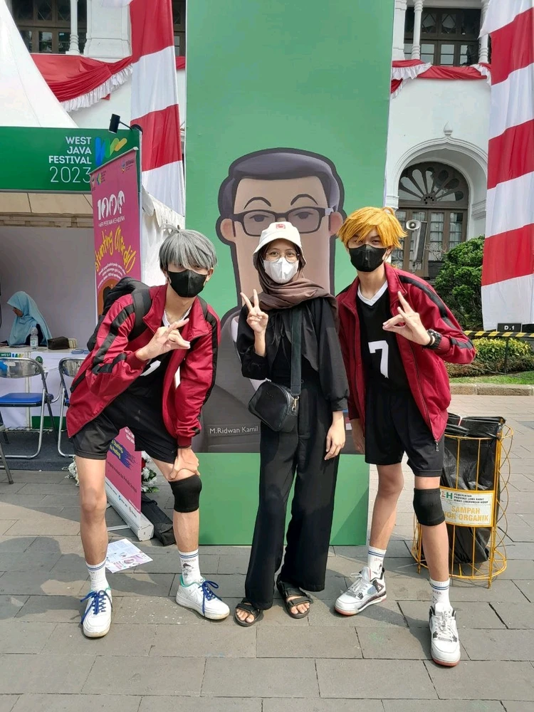 GIF diunggah oleh Anisa