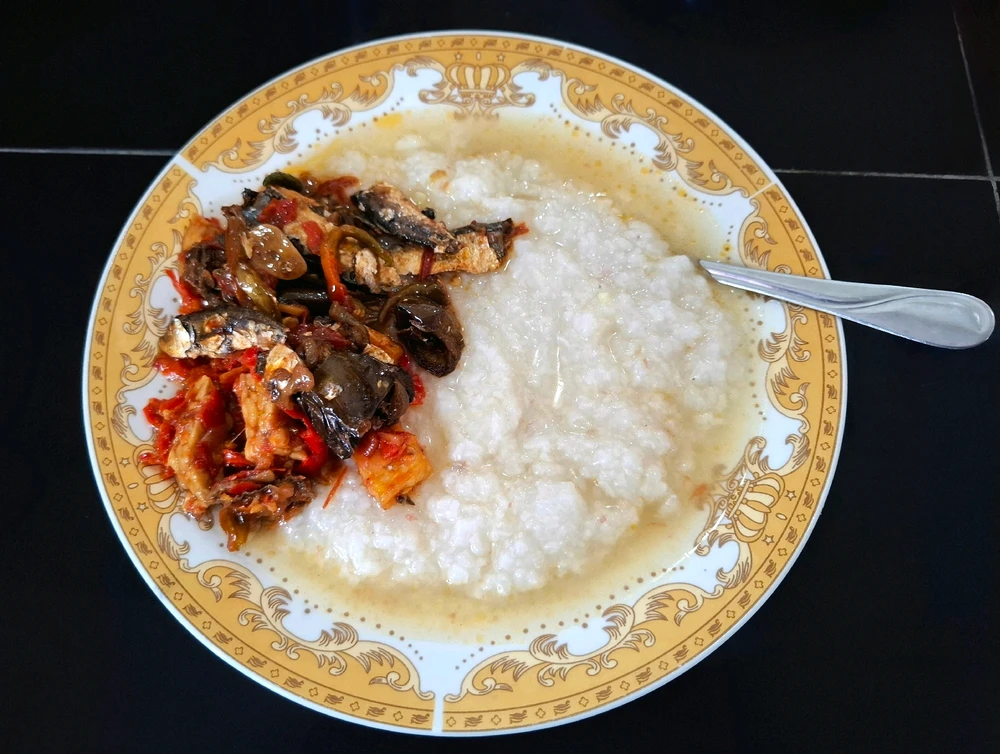 GIF diunggah ku Edo
