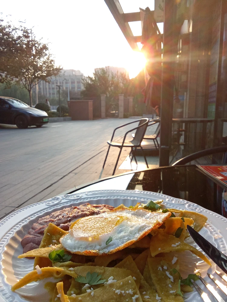 GIF uploaded by Laura