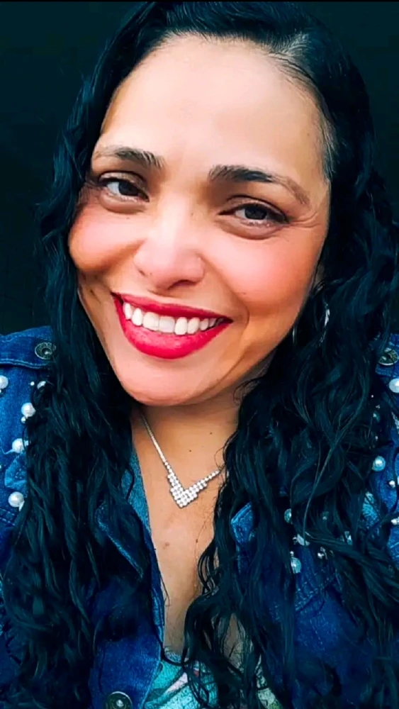 GIF uploaded by Bárbara