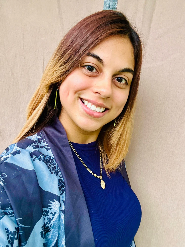 GIF uploaded by Tania