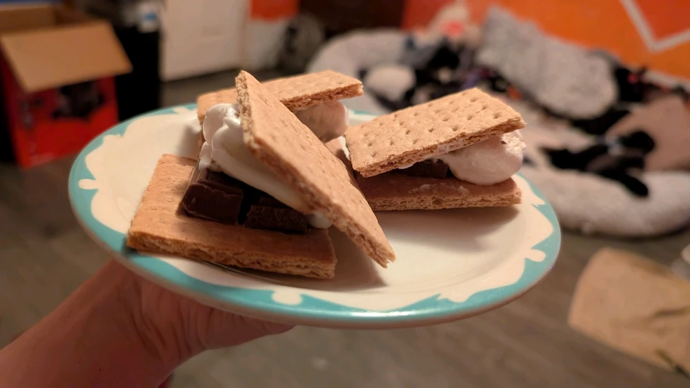 GIF diunggah dening Raine