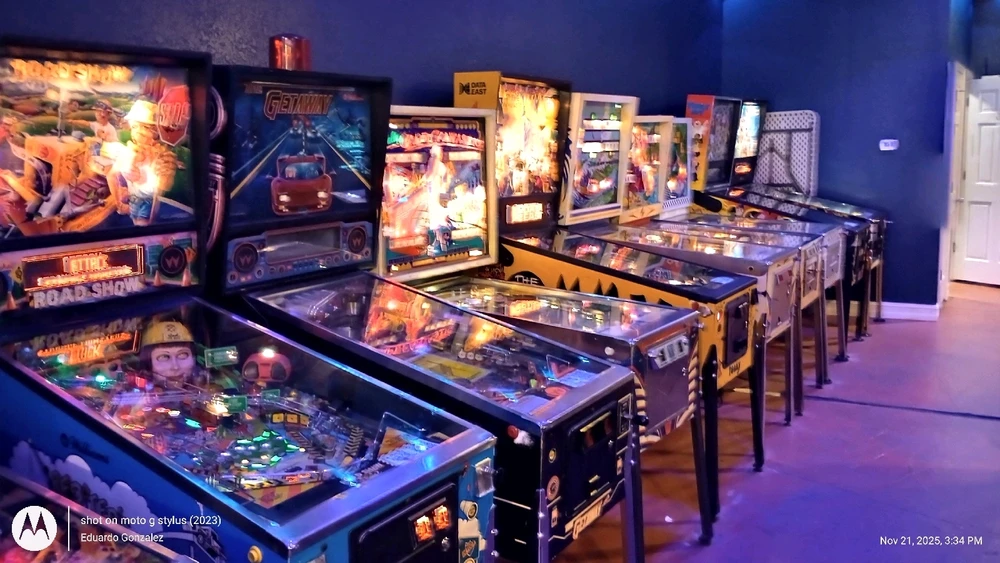 A row of pinball machines. High Speed II: The Gateway, on the left, was inoperative.