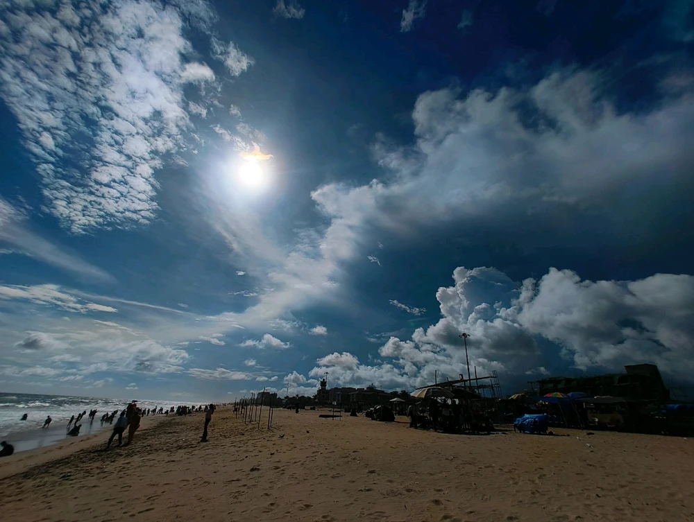 GIF uploaded by Bishmay Mohanty