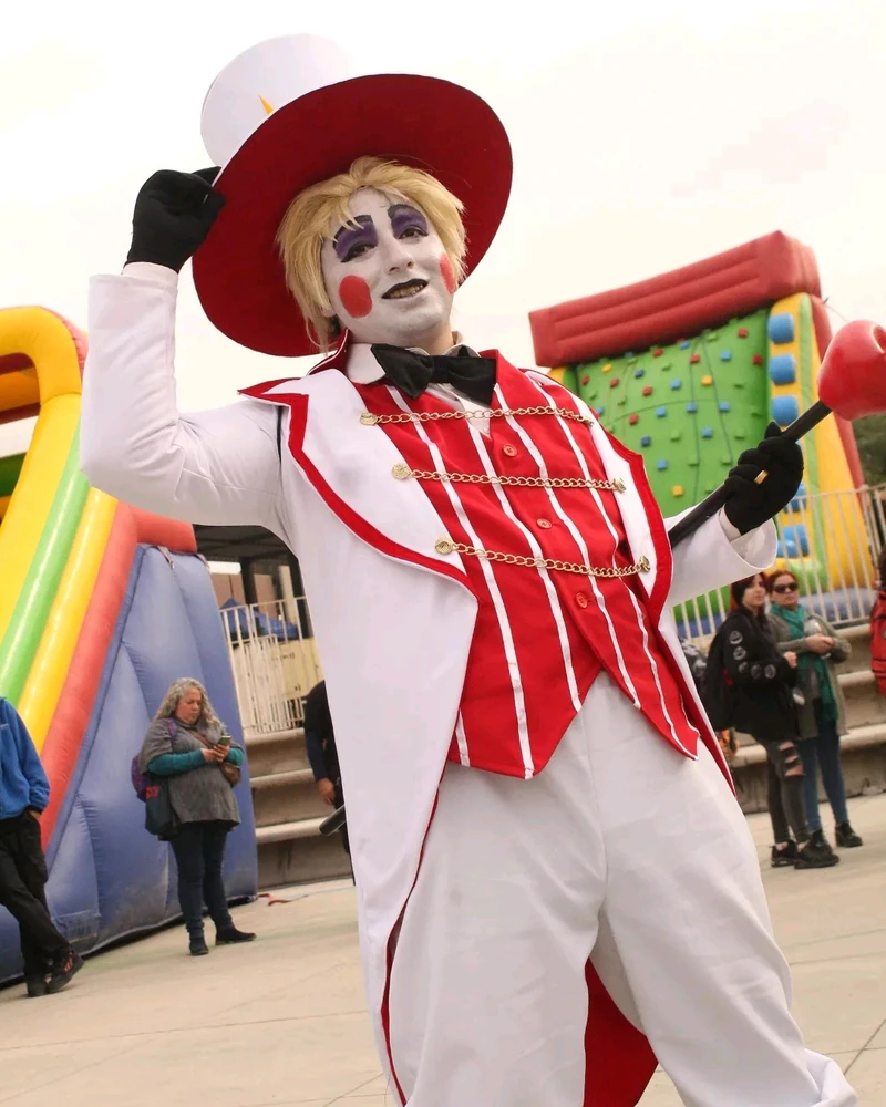 Llegó su papi infernal
Hazbin hotel- lucifer