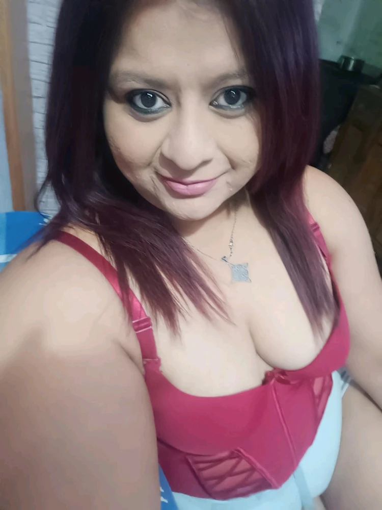 GIF uploaded by Yaja