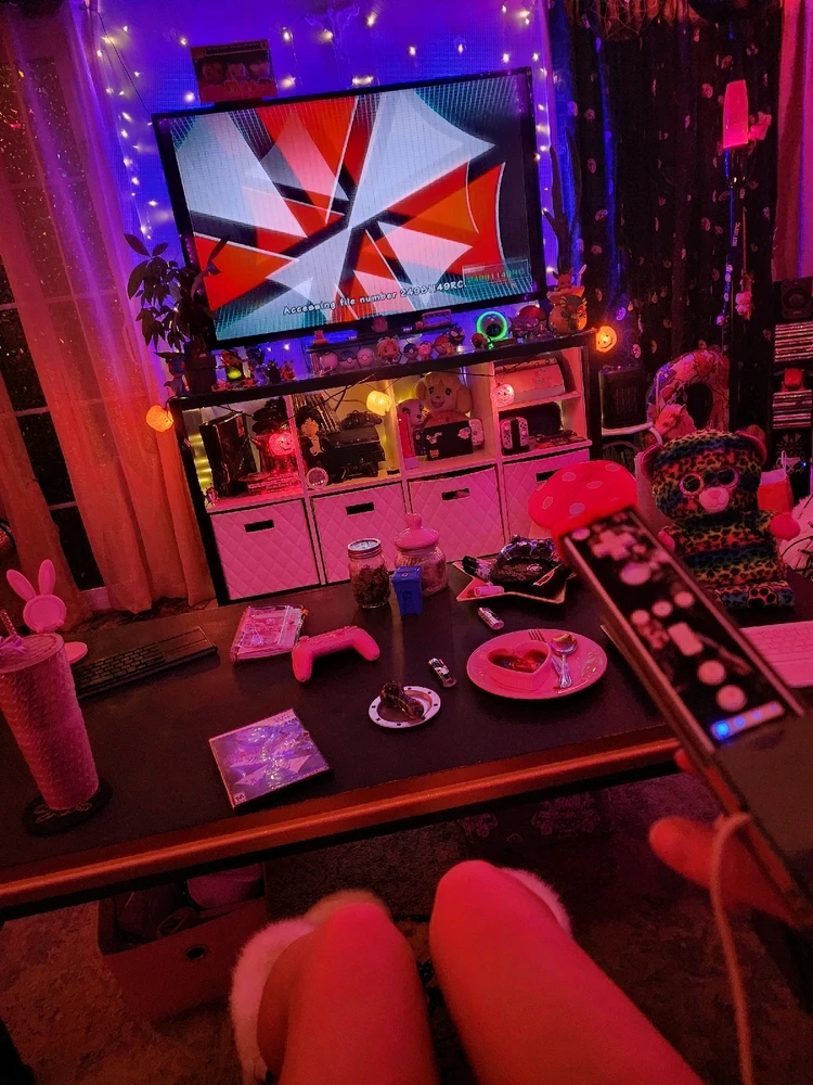 GIF uploaded by Chelsea