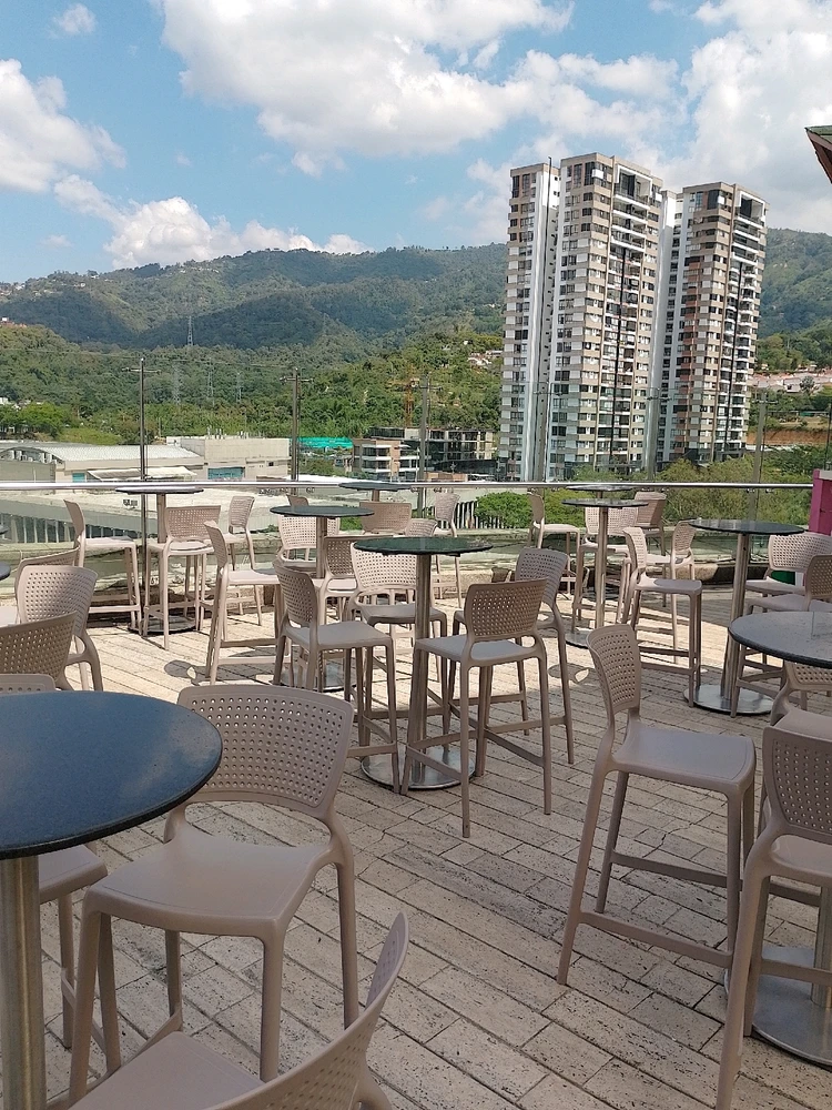 GIF uploaded by Jeniffer