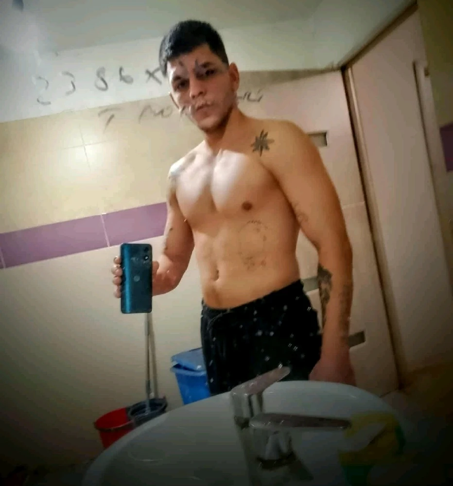 GIF încărcat de Robert