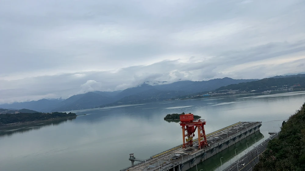 Gambar diunggah oleh bob