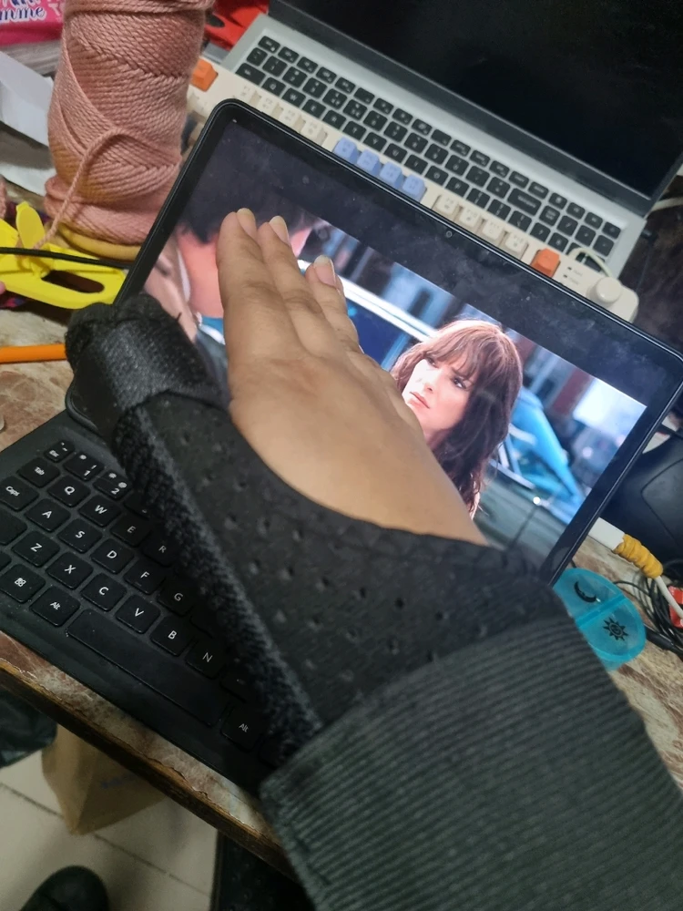 GIF imtella' minn Jash