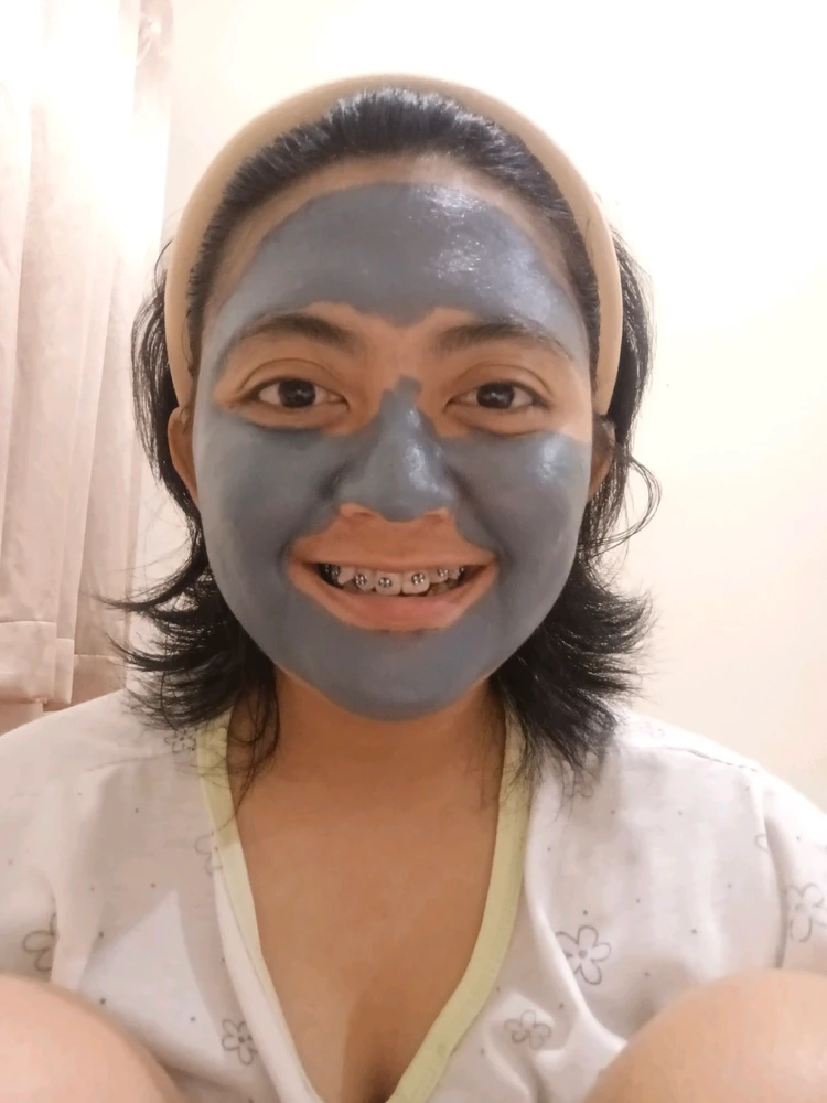 GIF diunggah oleh zara