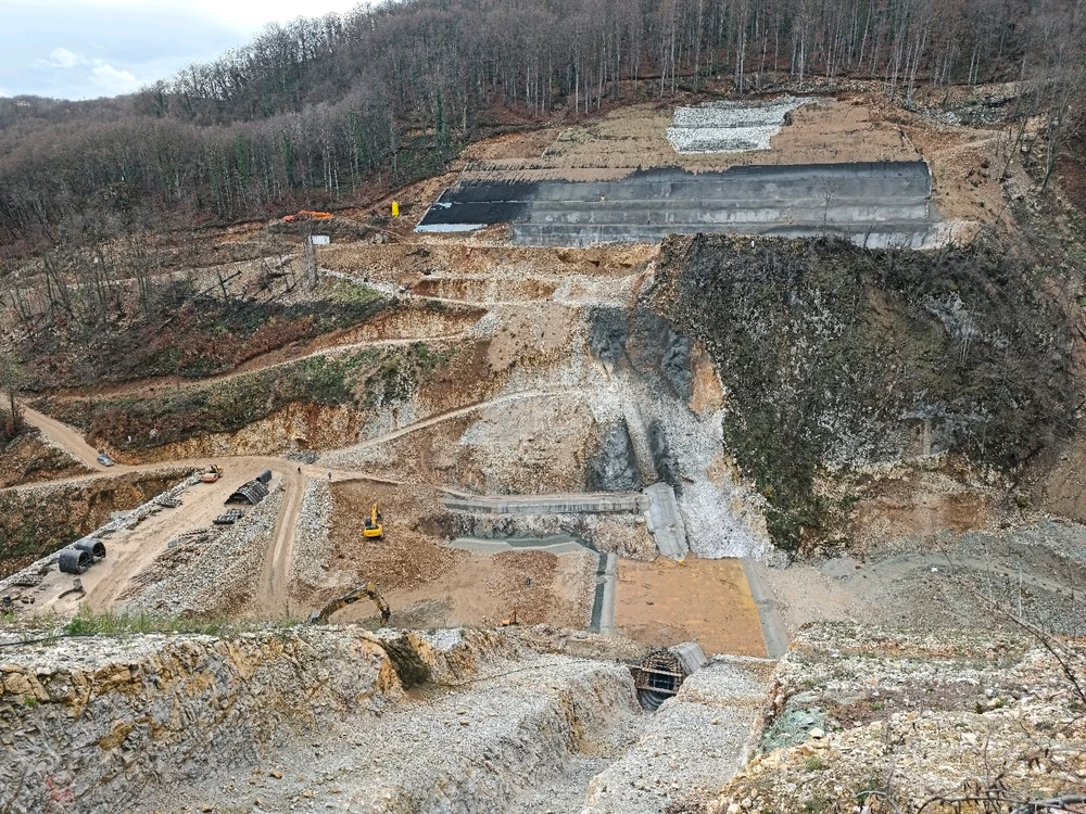 GIF uploaded by Antonije