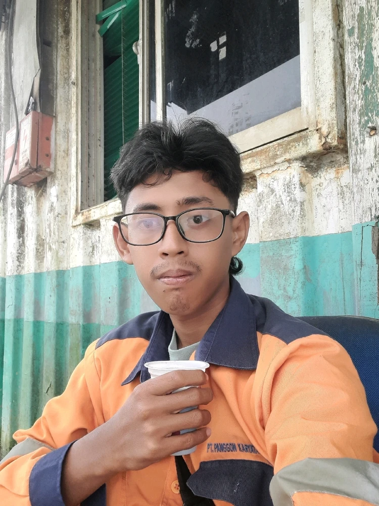 GIF diunggah oleh Alaika