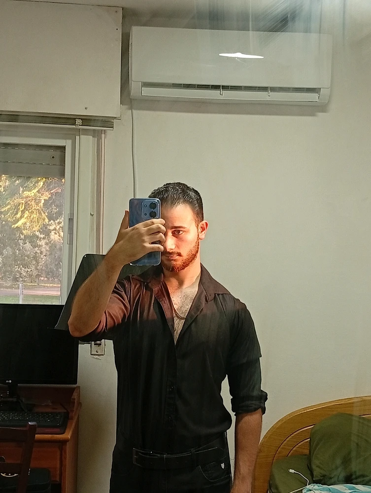 GIF uploaded by Alon