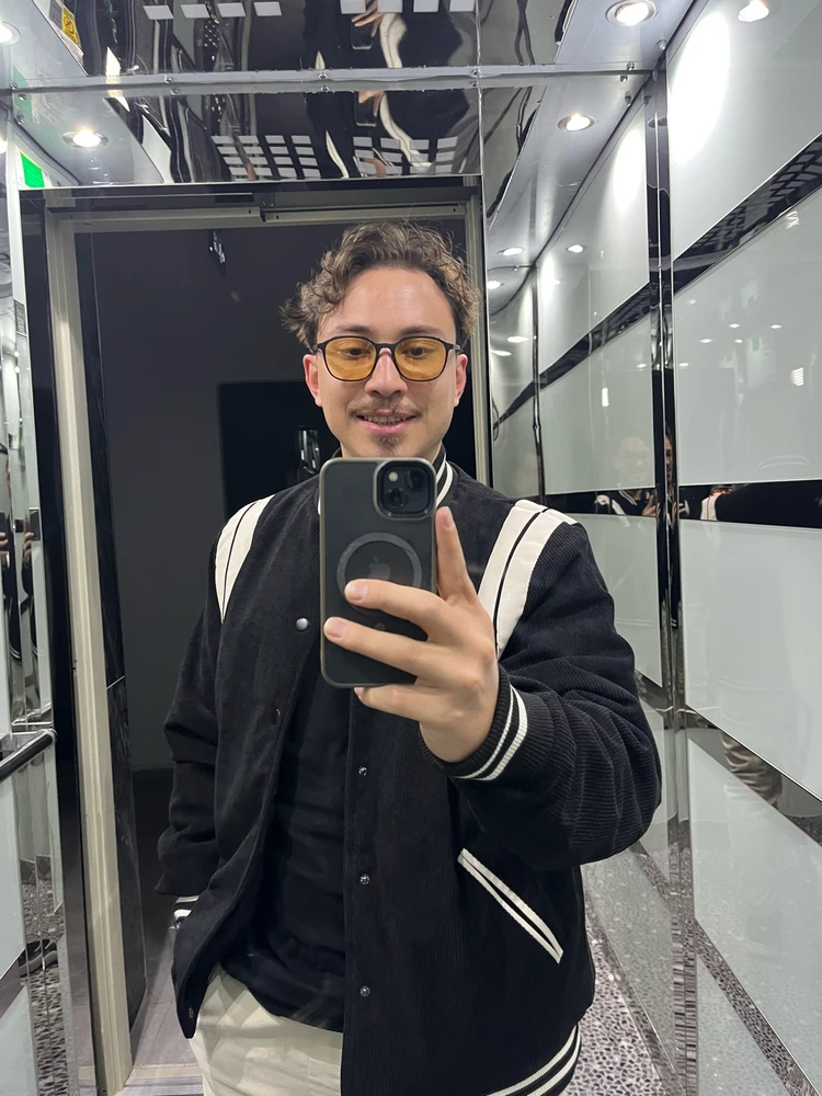 Yağız tarafından yüklenen GIF