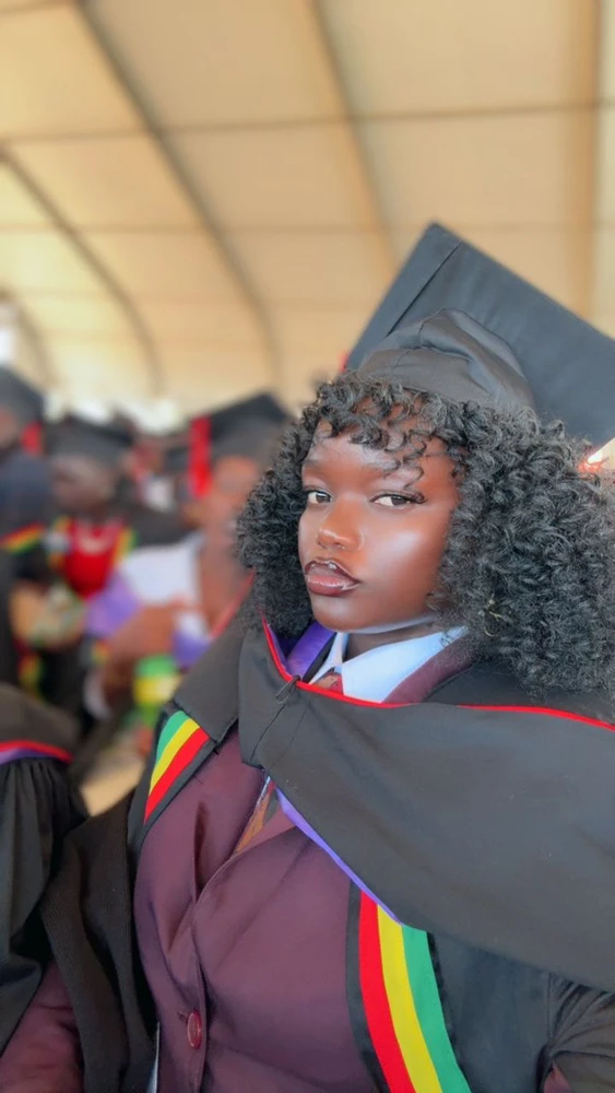 GIF diunggah dening MsWinn