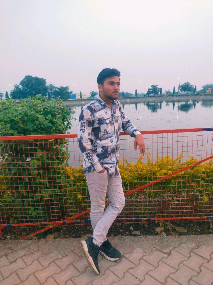 GIF uploaded by Mayank Khatik