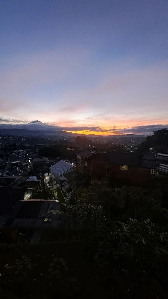 GIF uploaded by Runa