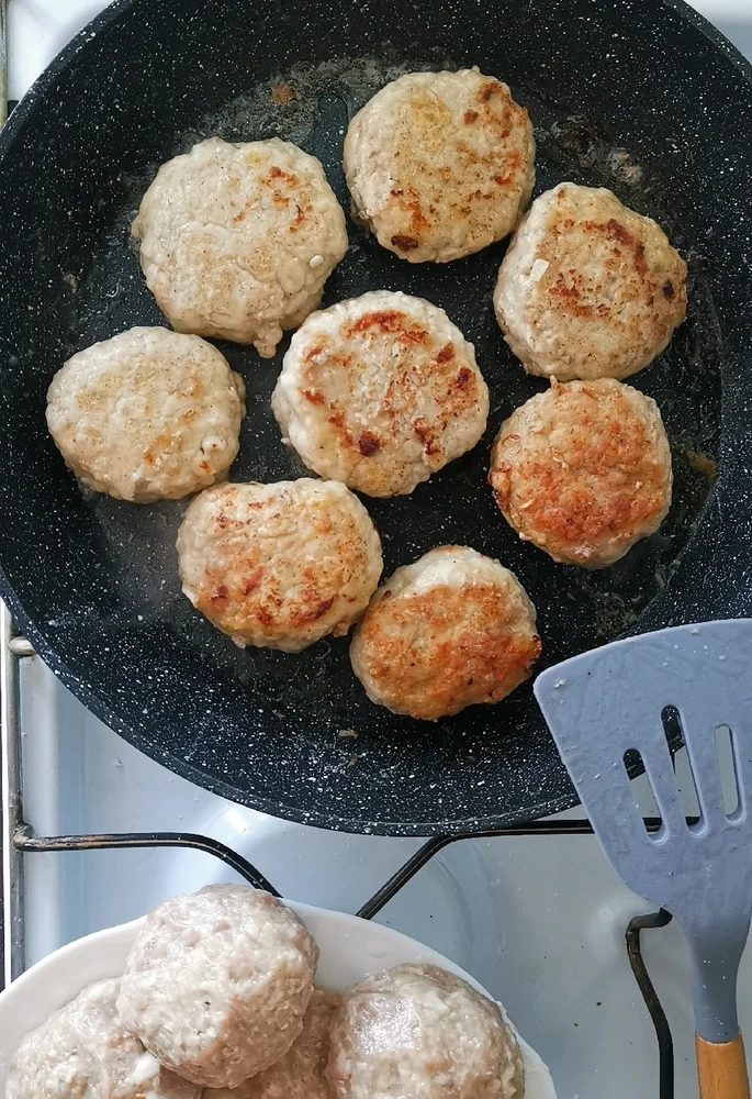 Зображення завантажив Анастасія