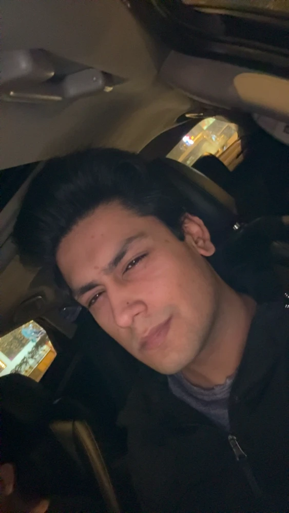 GIF uploaded by Wahab