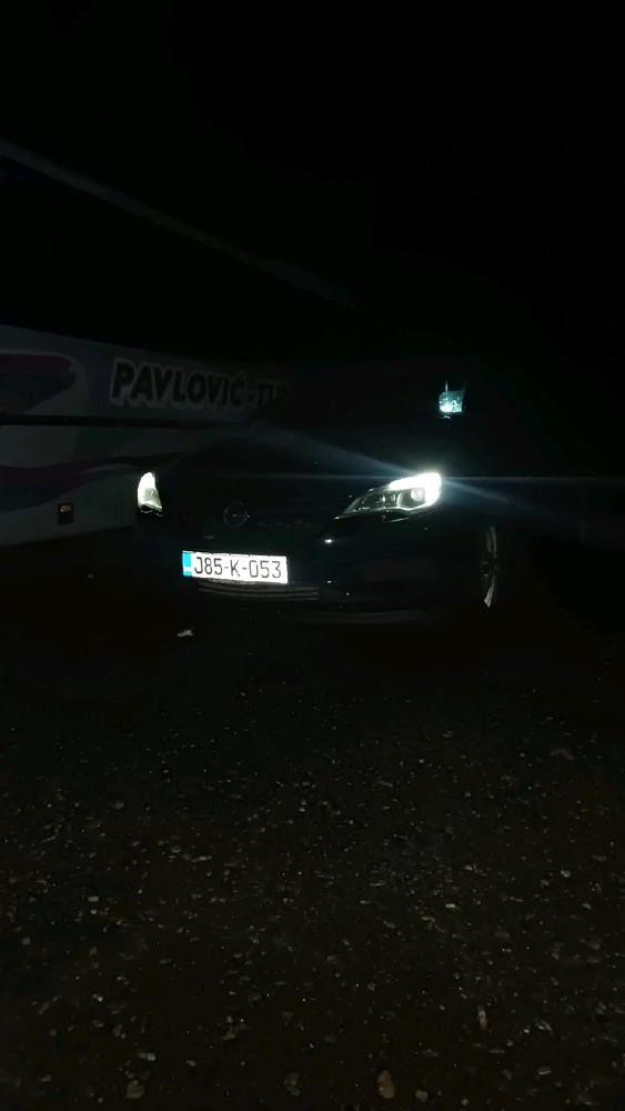 GIF otpremio/la Djordje