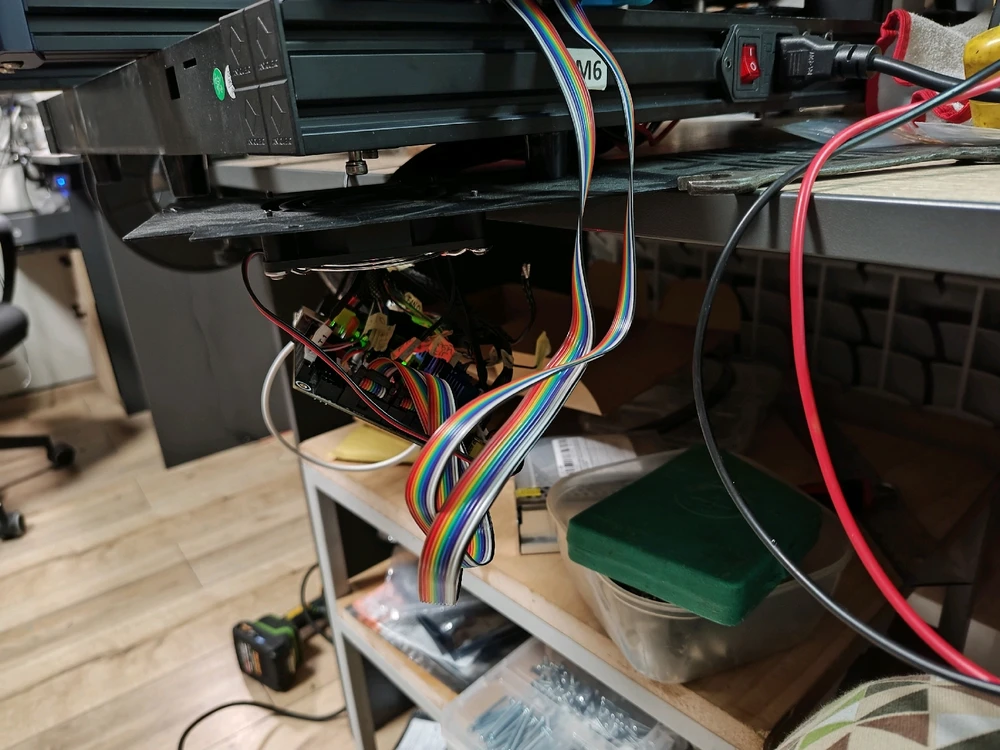 Зображення завантажив chimp_on_the