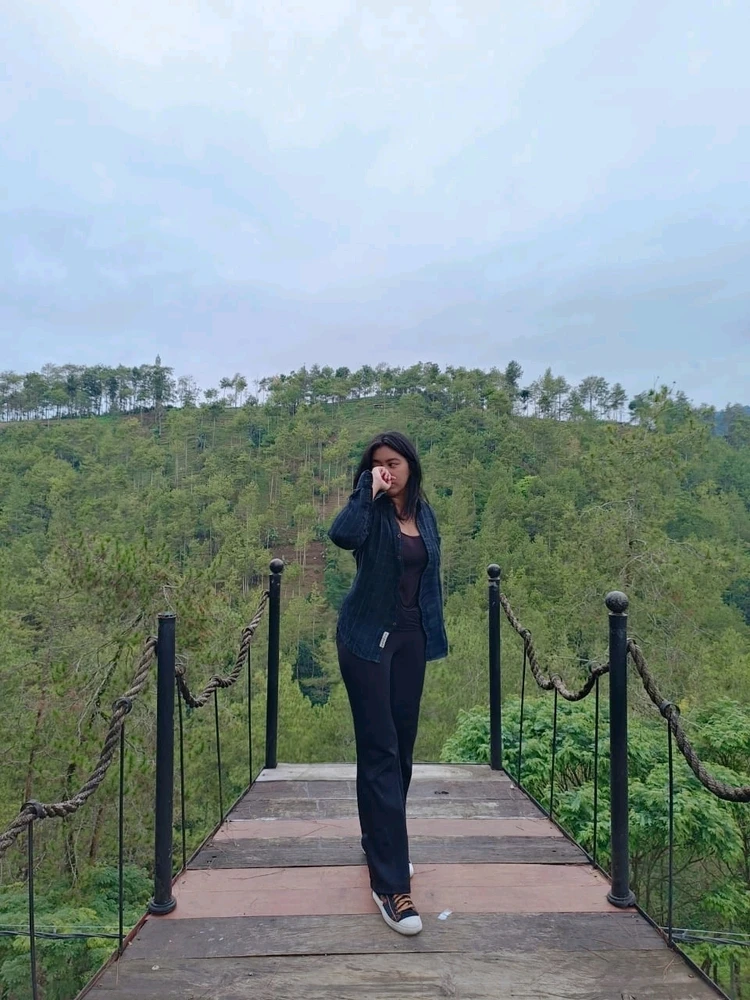 Gambar diunggah oleh R