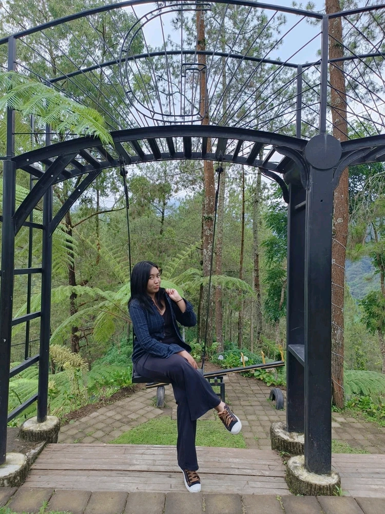 Gambar diunggah oleh R