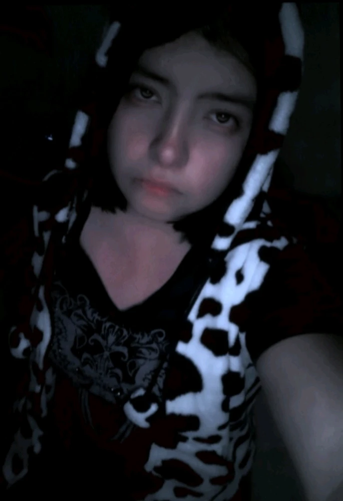 GIF subido por ྀི༷֯꒰ა𐀓 𝙼𝚘𝚘𝚗𐀓 ꒱ ྀི༷֯𓈒