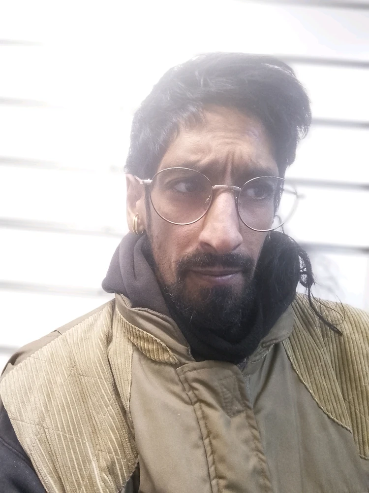 GIF uploaded by Saffy-Kun