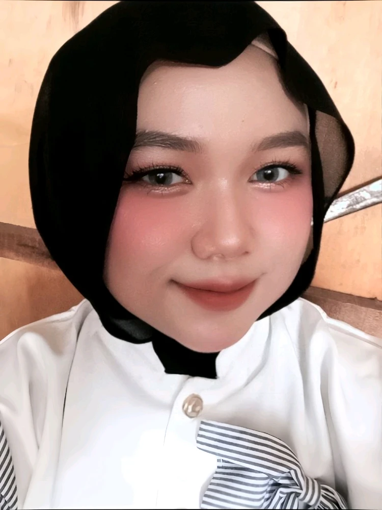 GIF diunggah oleh Syahbania