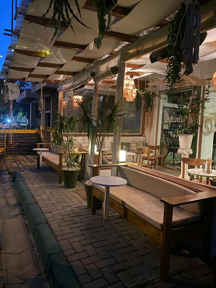 Cem tarafından yüklenen GIF