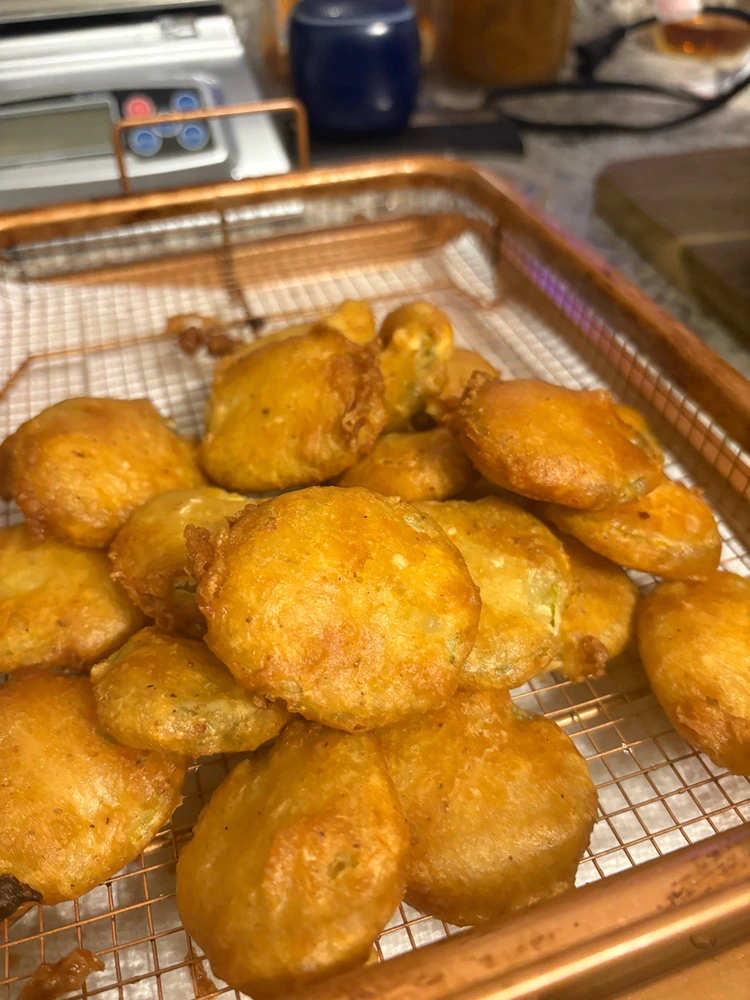 GIF uploaded by NONAMEONE